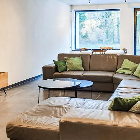 6 Bedroom Amazing In Holiday home